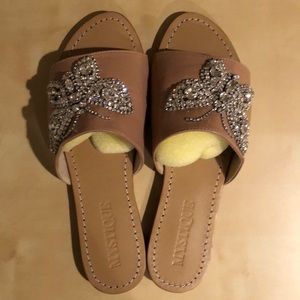 Mystique Butterfly Beige leather slides